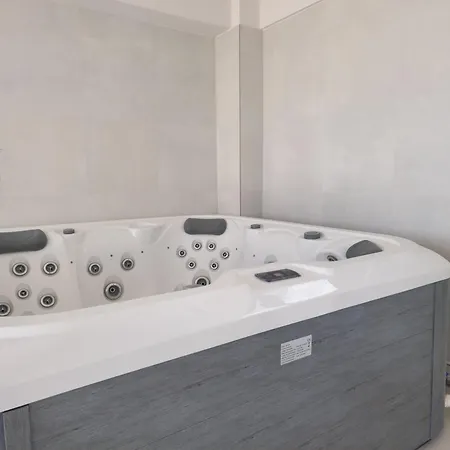 Cataleya Seaview Infinity Apartment Navodari