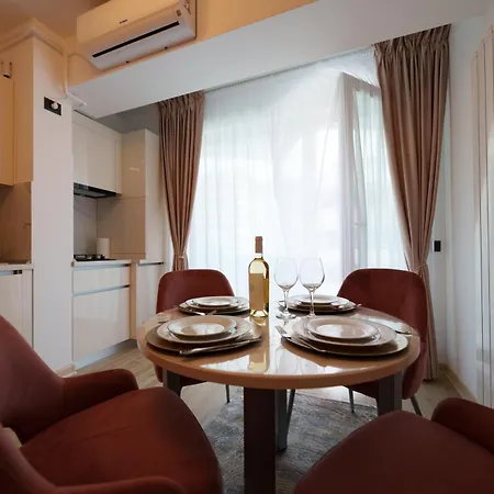 Cataleya Seaview Infinity Apartment *